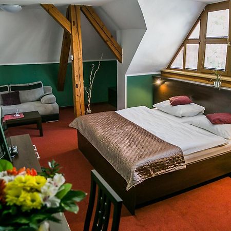 Hotel Best Ostrava Bagian luar foto