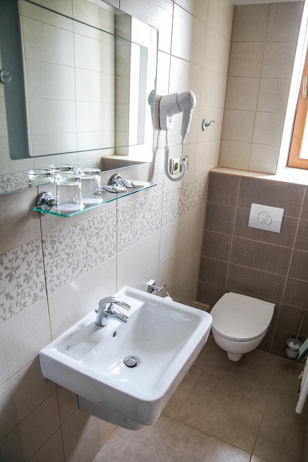 Hotel Best Ostrava Bagian luar foto