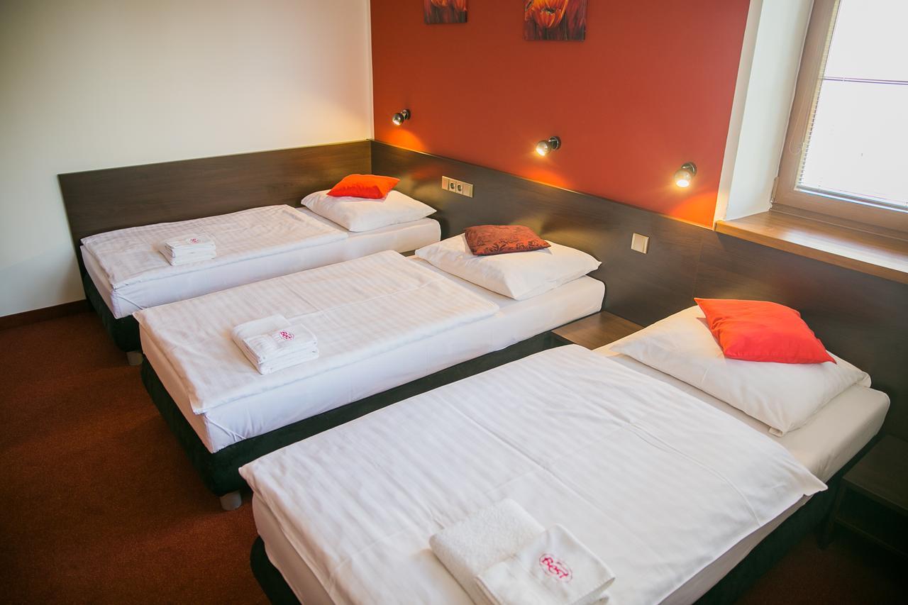 Hotel Best Ostrava Bagian luar foto