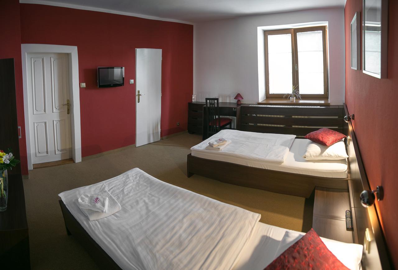 Hotel Best Ostrava Bagian luar foto