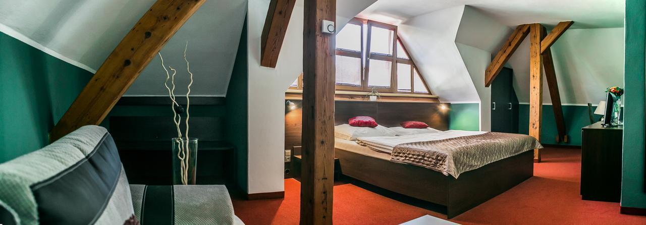 Hotel Best Ostrava Bagian luar foto
