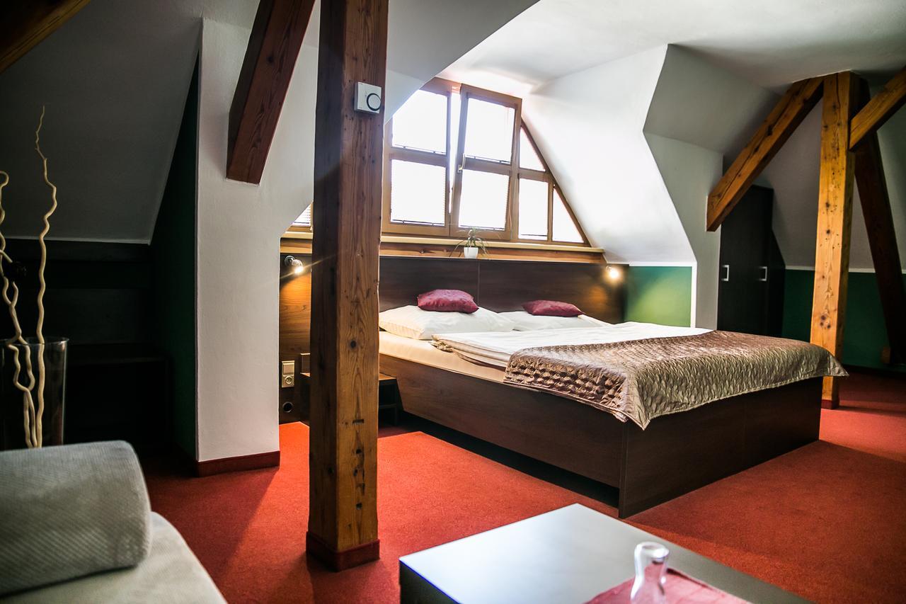 Hotel Best Ostrava Bagian luar foto